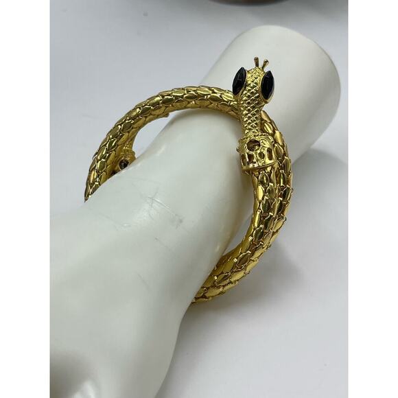 Vintage Golden Mesh Stretch Black Eye Rhinestone Egyptian Snake Coil Bracelet - Picture 13 of 14